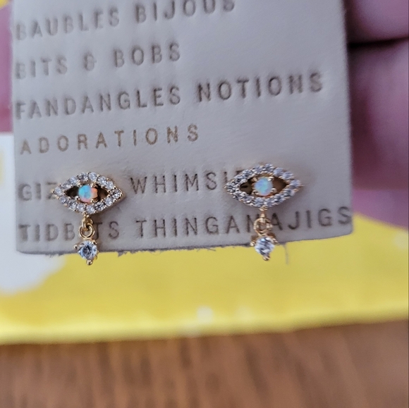 Anthropologie Opal Spirit Eye Post Earrings - gold-plated - Picture 6 of 6